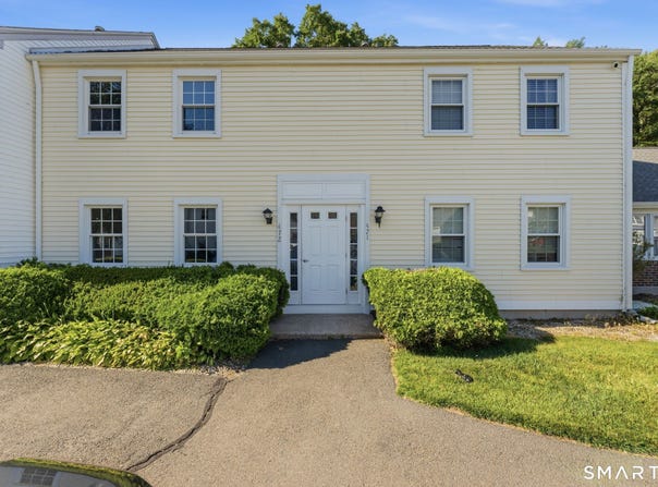 472 Dowd Avenue, Canton, CT 06019