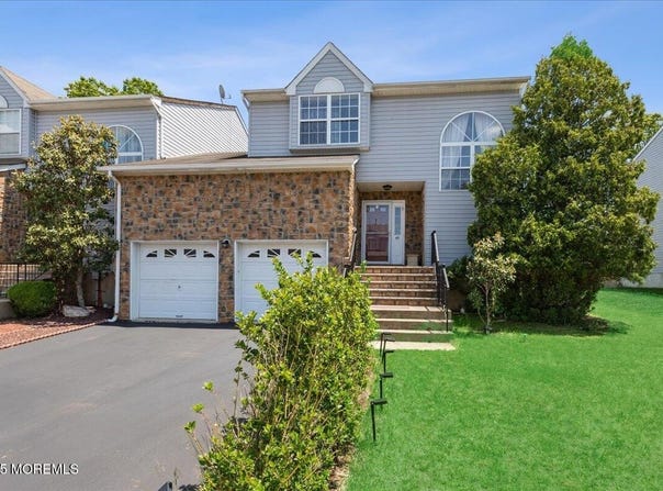 49 Barn Swallow Boulevard, Marlboro, NJ 07746