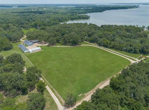 558 Private RD 7423, Emory, TX 75440