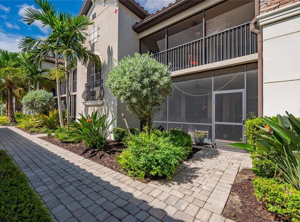 5517 PALMER CIRCLE, BRADENTON, FL 34211
