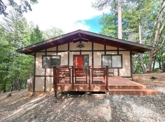 161 Timber Ridge Rd, Weaverville, CA 96093