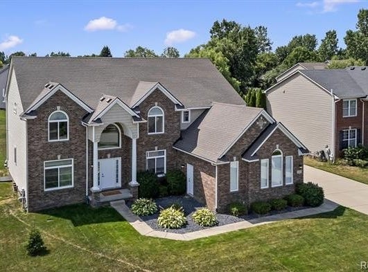 25655 Coach Lane, Lyon Twp, MI 48178