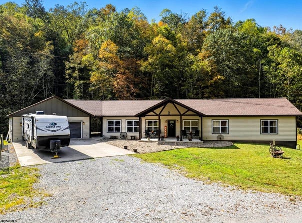 441 Aspin Road, Weston, WV 26452