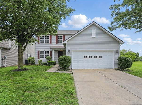 10722 Landsbrook Run N, Noblesville, IN 46060