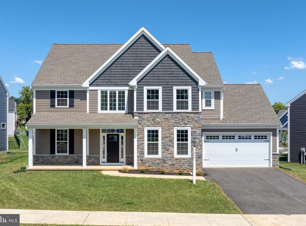 1028 STRAFFORD PLACE, LANCASTER, PA 17601