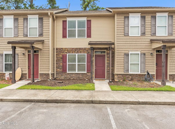 409 Sullivan Loop Road, Midway Park, NC 28544