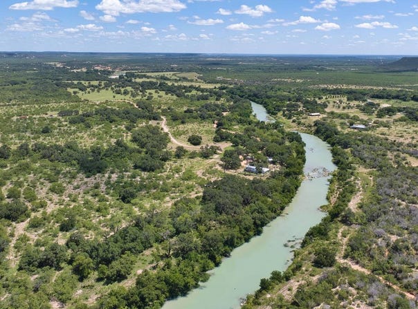 2370 Lumbley Lane, Junction, TX 76849