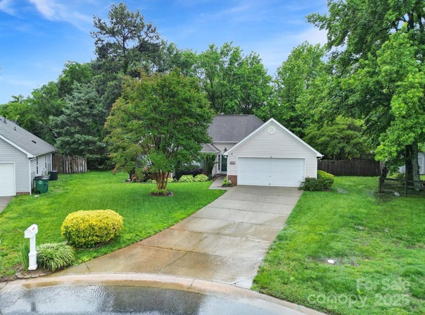 5009 Ravens Court, Matthews, NC 28104