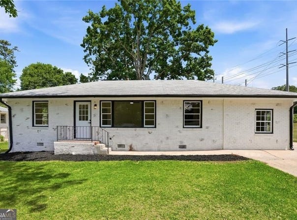 1902 Mural Circle, Morrow, GA 30260