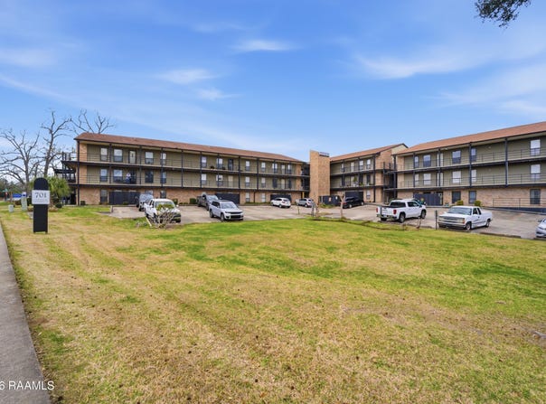 701 S College Road, Lafayette, LA 70503