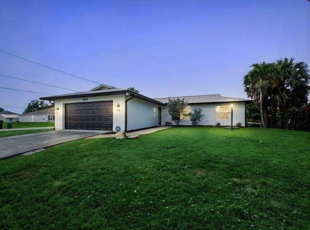 2501 SW Beverly Street, Port Saint Lucie, FL 34953