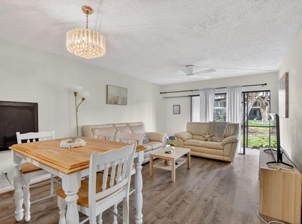 3939 NE 5th Avenue, Boca Raton, FL 33431
