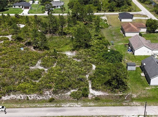802 Lincoln Avenue, Lehigh Acres, FL 33972