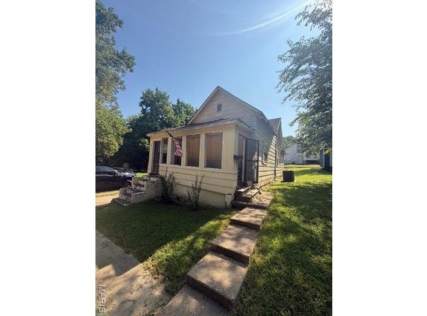 716 N 11th Street, Poplar Bluff, MO 63901
