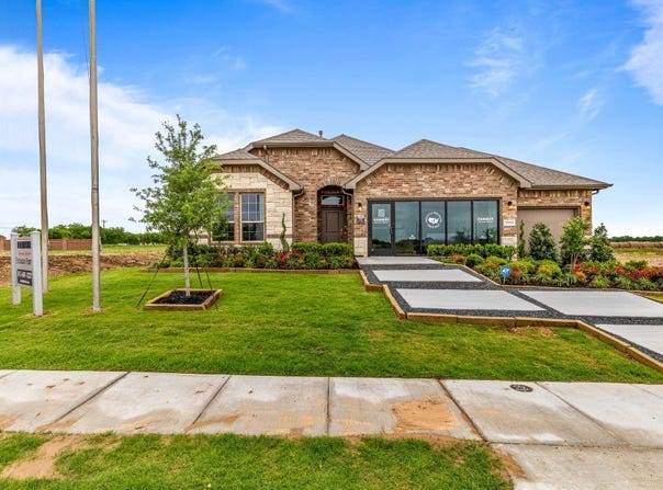 1313 Madeline Lane, Krum, TX 76249