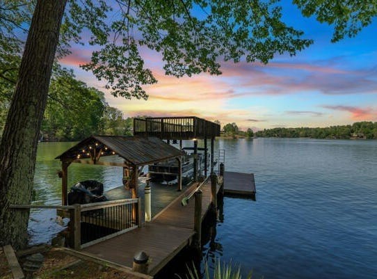 67 OVERLOOK RD, Hardy, VA 24101