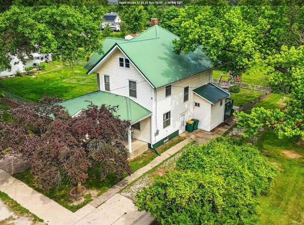 301 W Fountain Street, Brighton, IA 52540
