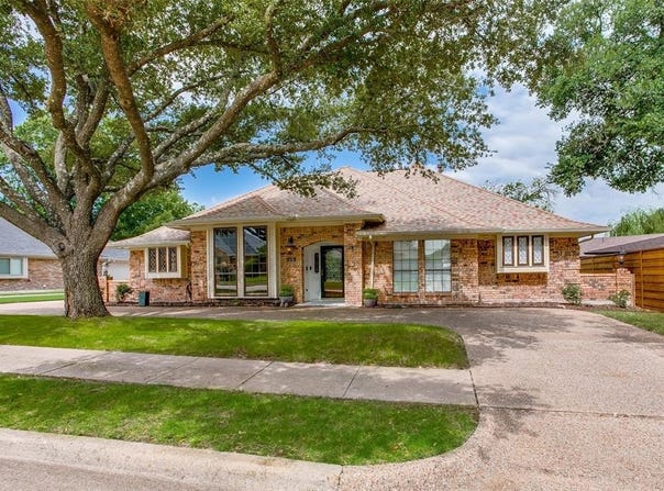915 Tiffany Lane, Mesquite, TX 75149