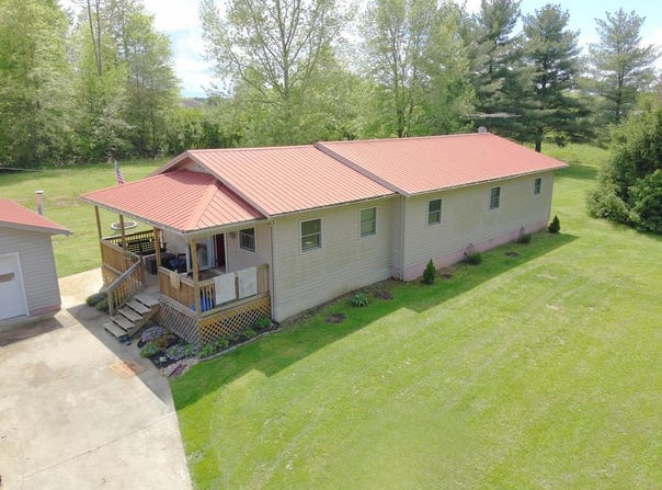 102 Eckhart Road, Lucasville, OH 45648