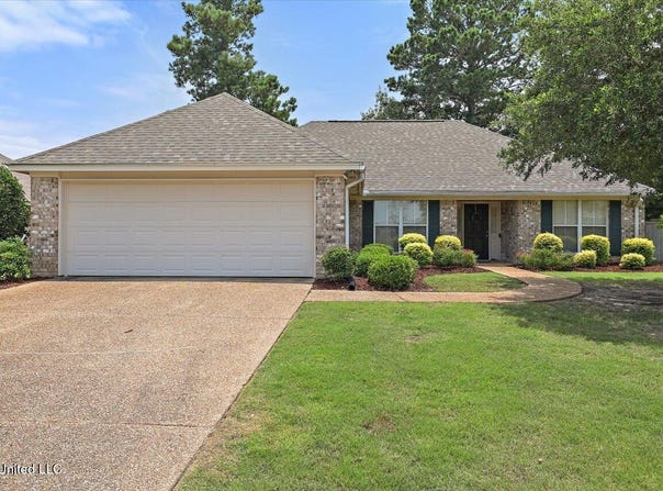 341 Kings Ridge Circle, Brandon, MS 39047