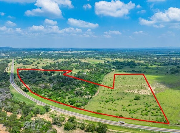836 FM 2828, Bandera, TX 78003