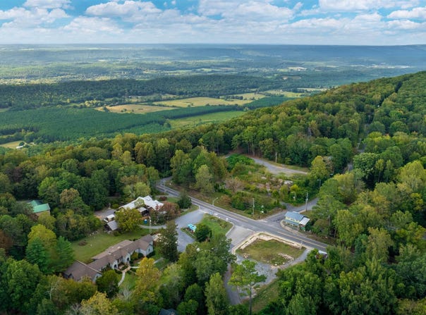 6081 Alabama Highway 117, Mentone, AL 35984