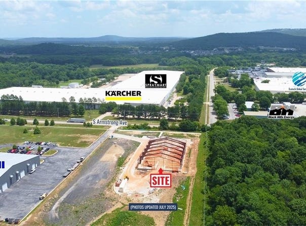 2759  S Armstrong  AVE, Fayetteville, AR 72701