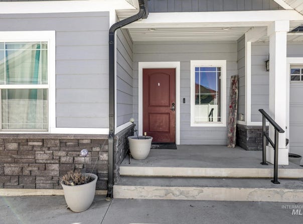 918 Victory Drive, Gooding, ID 83330