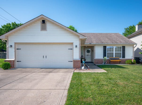 1112 Berwyn Road, Whiteland, IN 46184
