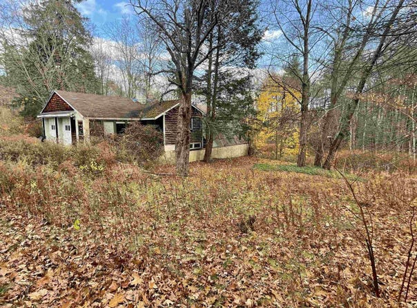 45 Leonard Avenue, Hooksett, NH 03106