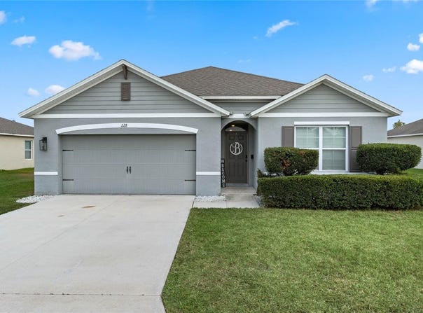 228 ST THOMAS DRIVE, MULBERRY, FL 33860
