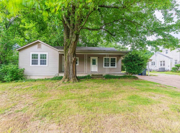 2232 N Wood Ave, Florence, AL 35630