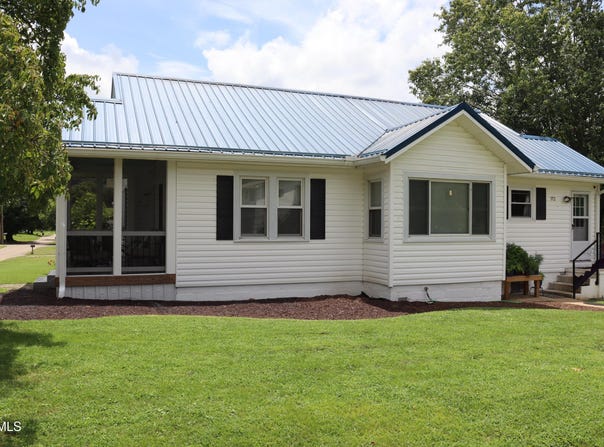 172 Harless Avenue, Jonesville, VA 24263