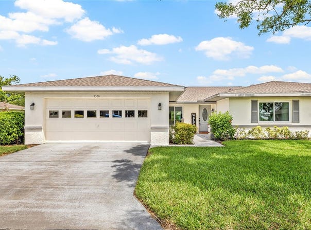2306 LANCASTER DRIVE, SUN CITY CENTER, FL 33573