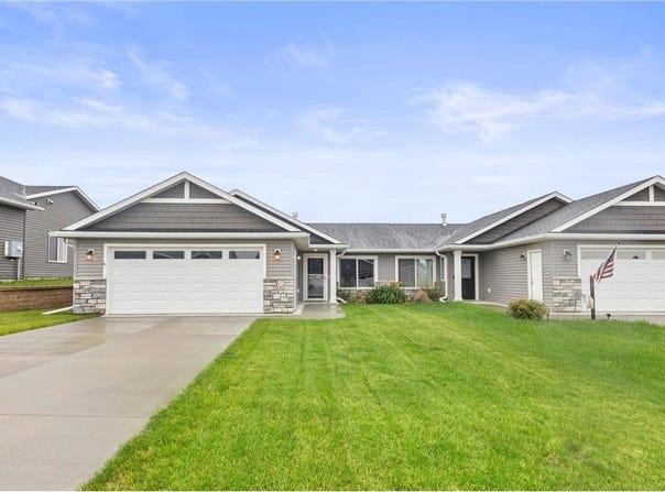 888 Tallgrass Court, Wanamingo, MN 55983