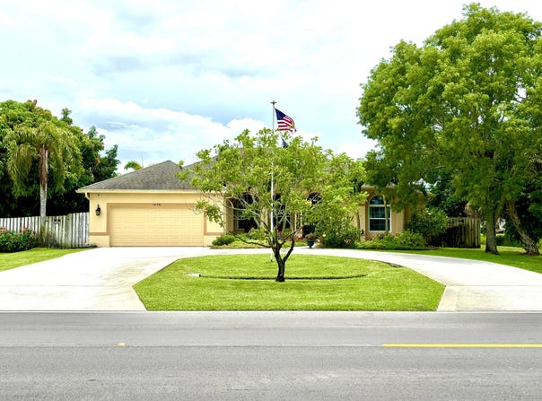 1456 SW Del Rio Boulevard, Port Saint Lucie, FL 34953