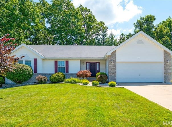 311 Hickory Wood Court, Lake St Louis, MO 63367
