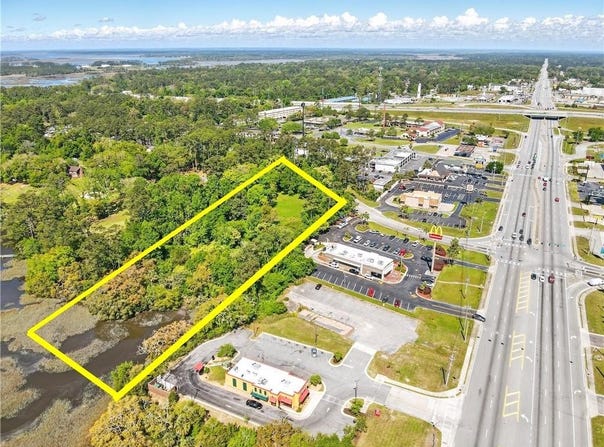 100 Glyndale Circle, Brunswick, GA 31520