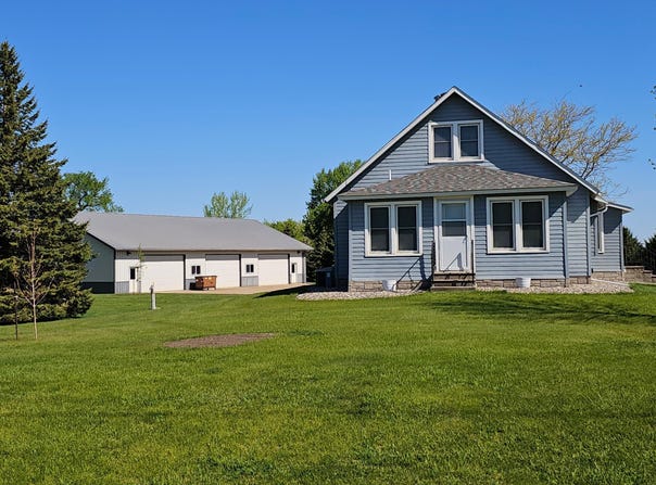 32077 US Highway 14, Sanborn, MN 56083