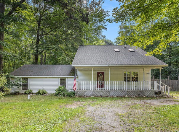 3640 Automobile Road, Muskegon, MI 49445