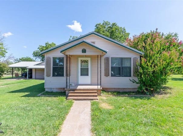 301 Avenue A, Lawn, TX 79530