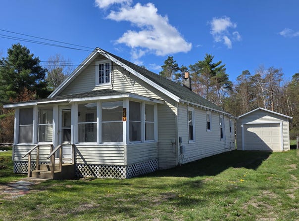 689 Glen Road, Jay, NY 12941