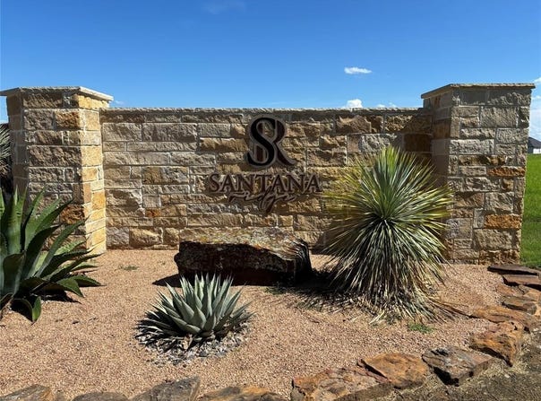 121 Dan Russell Bend, Weatherford, TX 76087