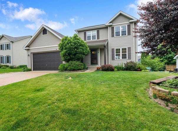 840 Questa Ridge Trail, Verona, WI 53593