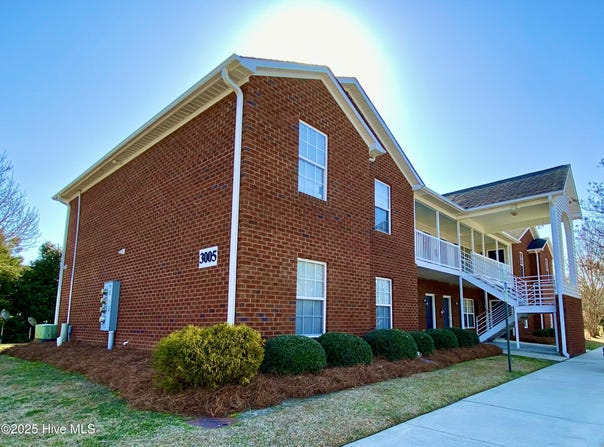3001 Macgregor Downs Road, Greenville, NC 27834