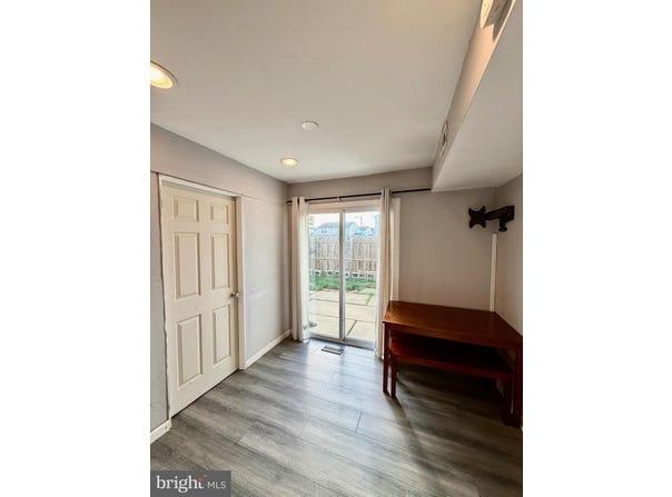 9 LAWRENCE COURT, SICKLERVILLE, NJ 08081