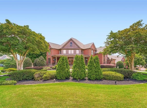 692 Heritage Post Lane, Grayson, GA 30017