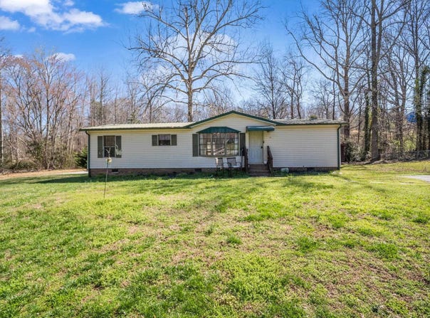 122 Hotel Hill Drive, Landrum, SC 29356