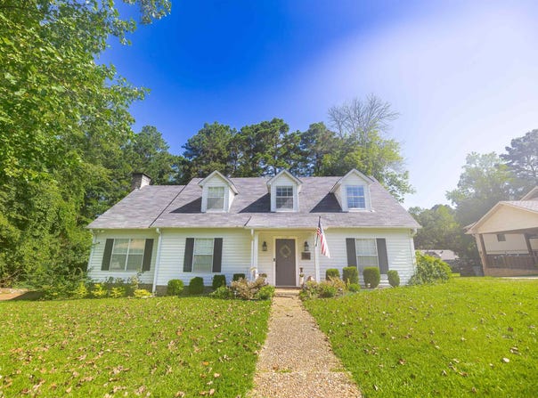 1130 Woodside, Camden, AR 71701