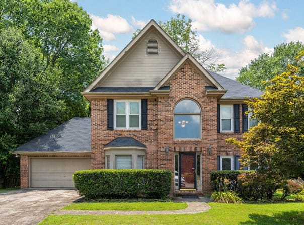 6700 W Point Drive, Hixson, TN 37343